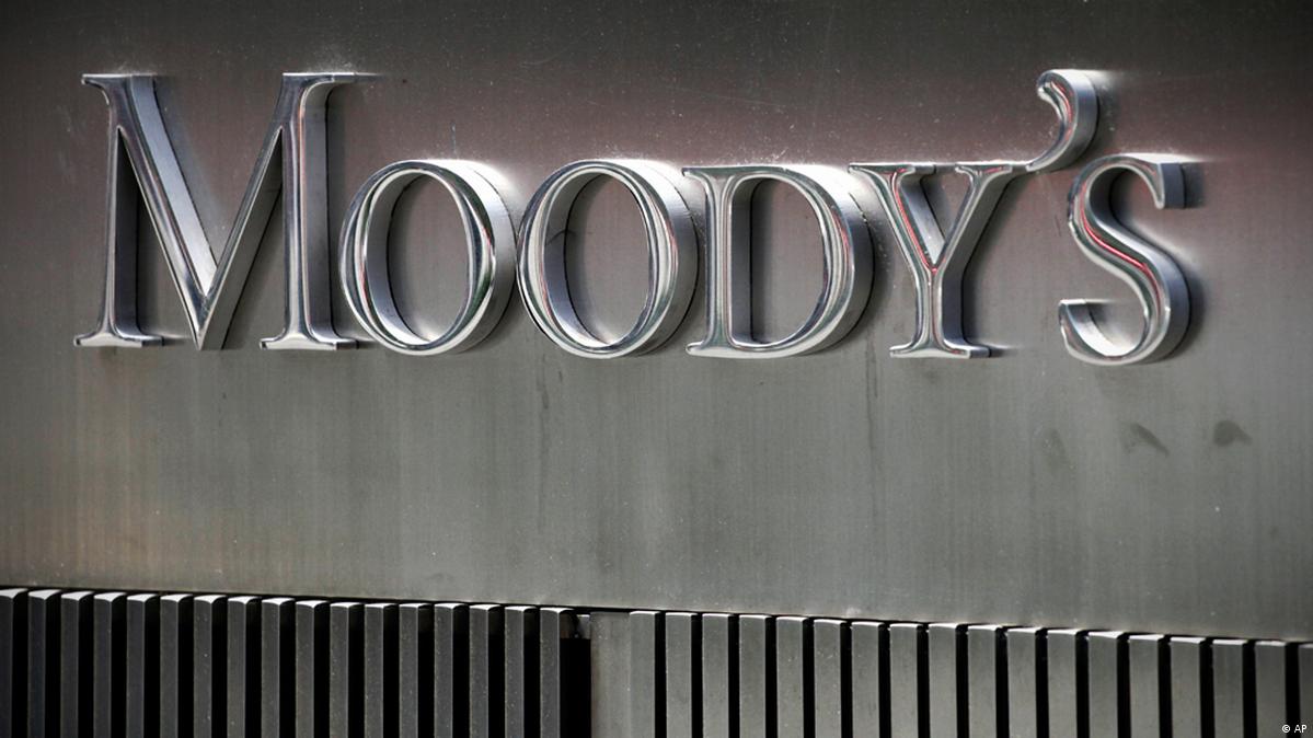 Moody’s Downgrades Israel’s Economic Outlook Amid Judicial Overhaul Controversy