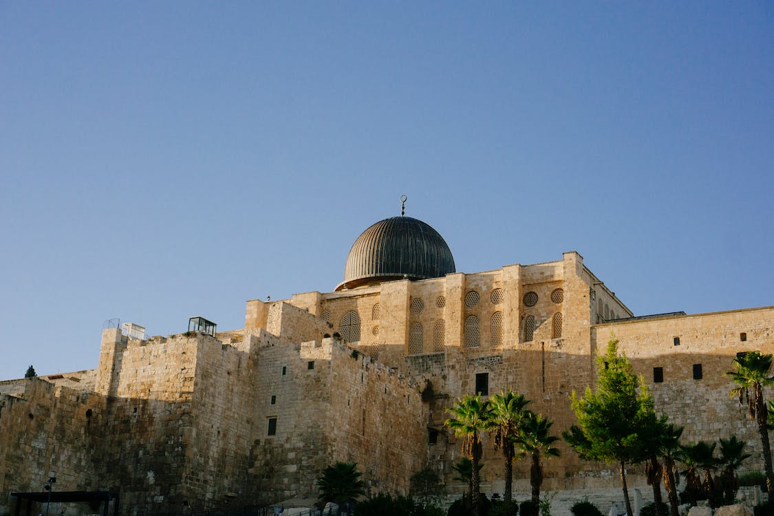 Al-Aqsa Mosque Compound Restricted to Non-Muslims Until End of Ramadan
